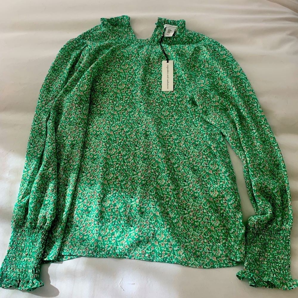 Cupcakes & Cashmere never worn, new with tags green floral blouse